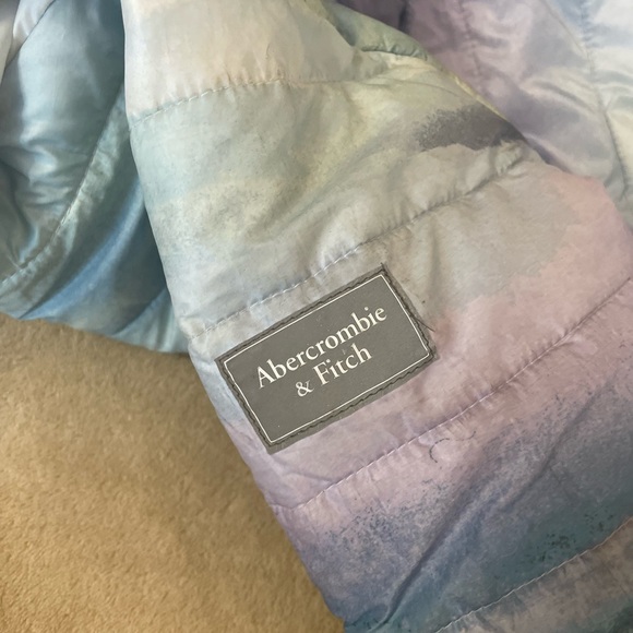 Abercrombie Kids Reversible Zip Toddler Puffer Coat - Size 5/6 - Picture 11 of 14